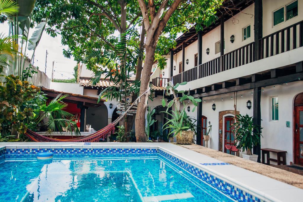 Island Life Hostel Santo Domingo Exterior photo